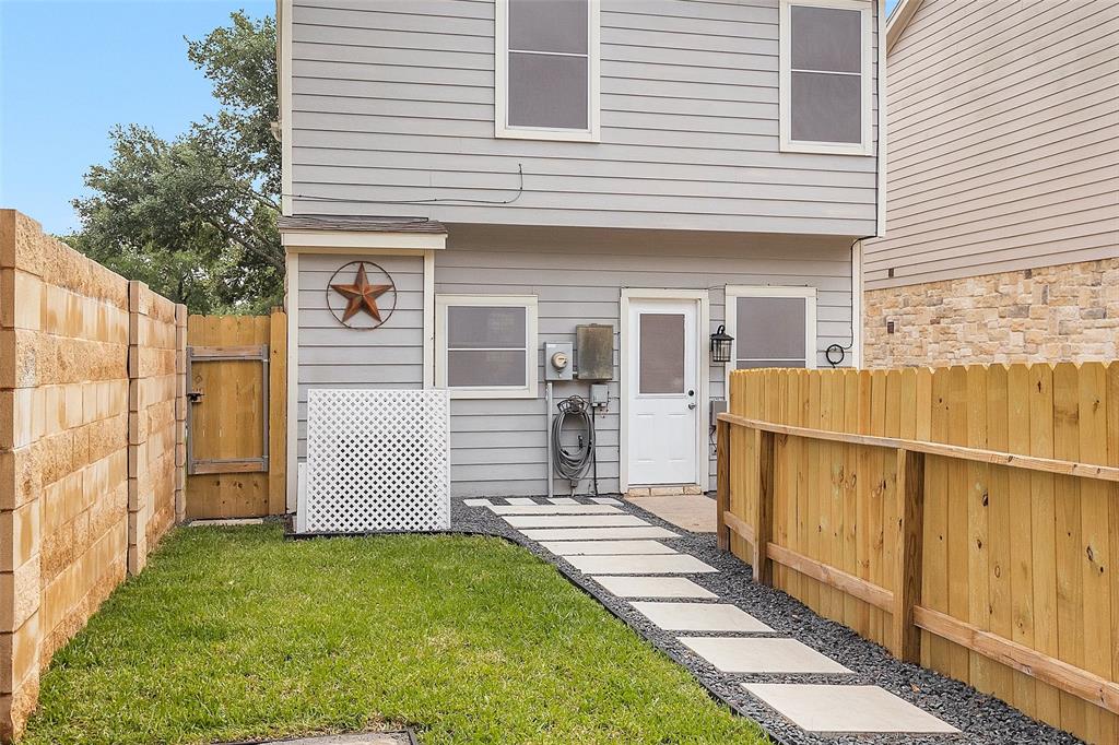 29717 Parliament Hills Drive, Spring, Texas image 42