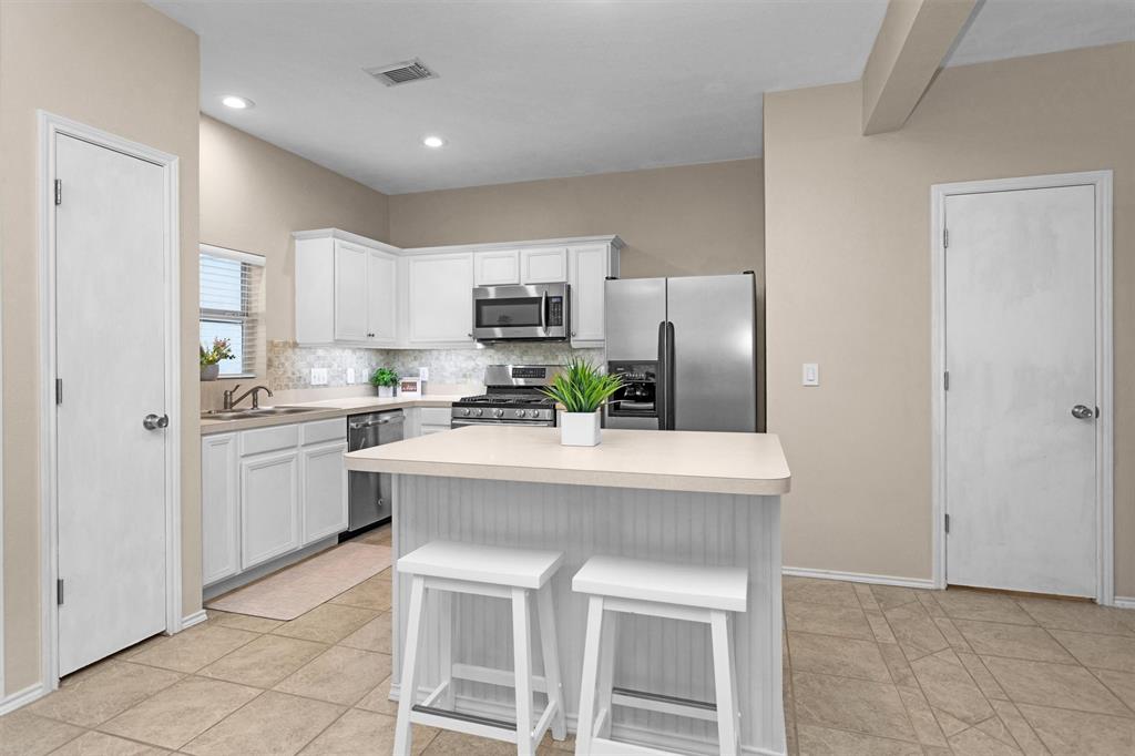 29717 Parliament Hills Drive, Spring, Texas image 18