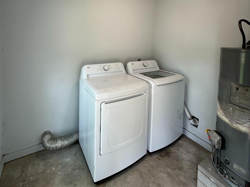 719 E Kuehn Street, Bellville, Texas image 10