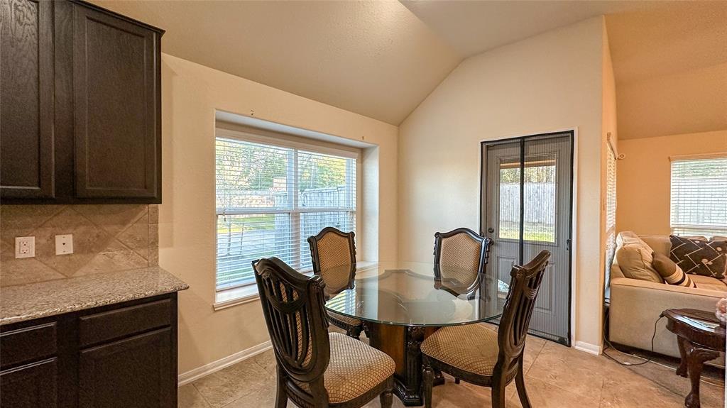 6414 Westward Wood Way, Humble, Texas image 14