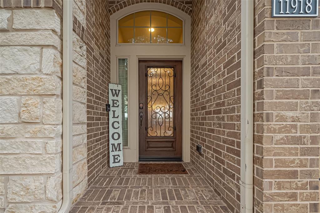 11918 Forest Moon Drive, Cypress, Texas image 4