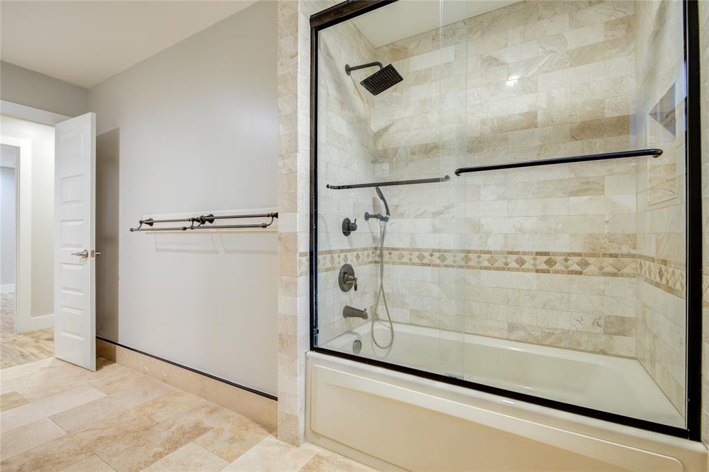 4438 Wigton Drive, Houston, Texas image 35