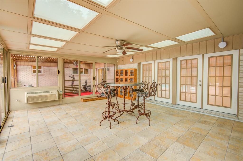 4438 Wigton Drive, Houston, Texas image 37