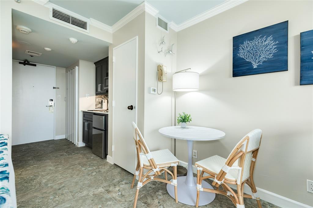 5220 Seawall Boulevard #632B, Galveston, Texas image 4