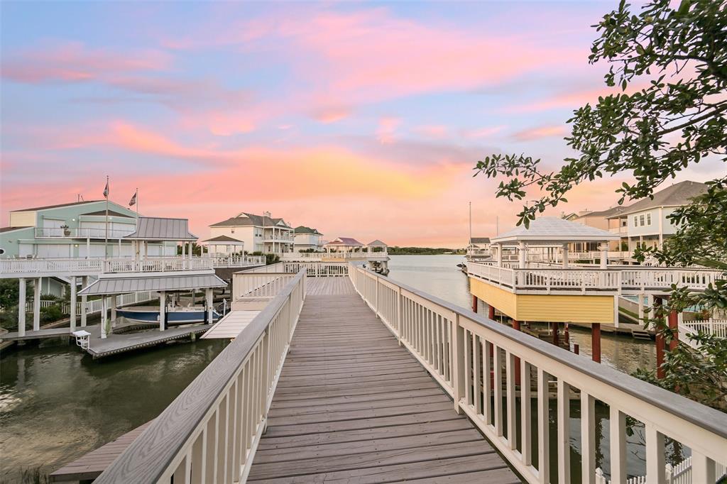 3307 Eckert Drive, Galveston, Texas image 7