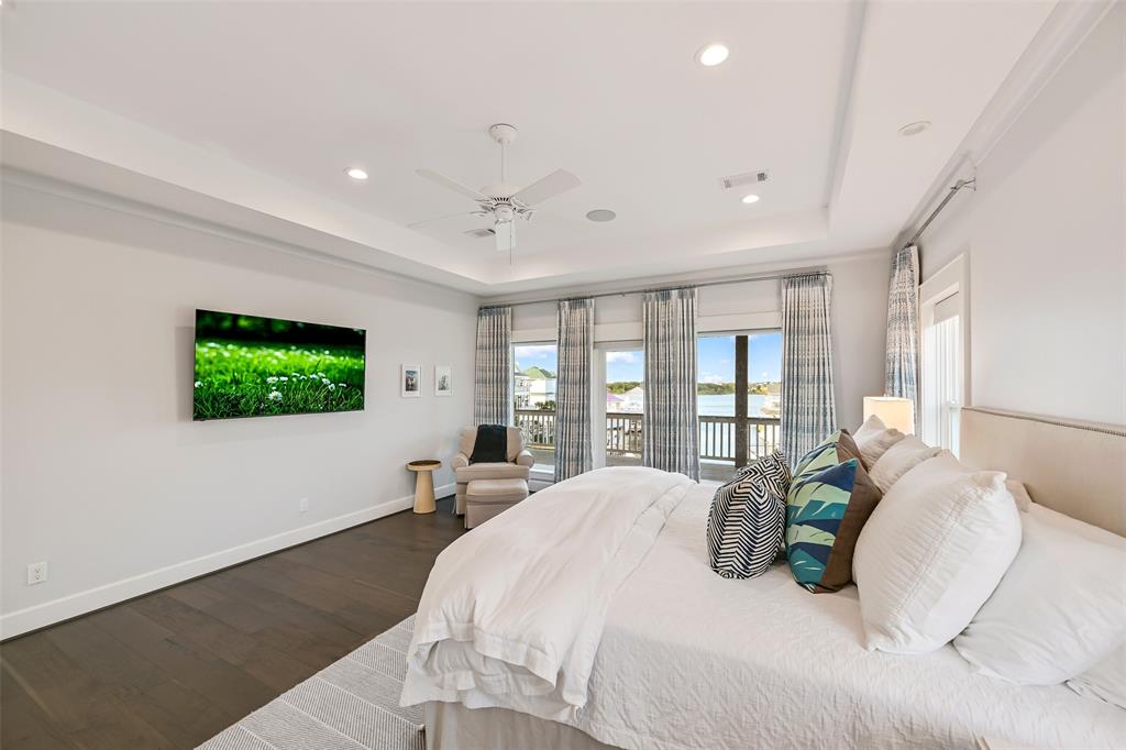 3307 Eckert Drive, Galveston, Texas image 25