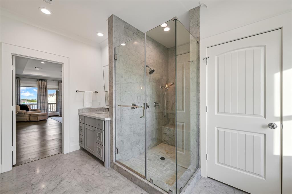 3307 Eckert Drive, Galveston, Texas image 29