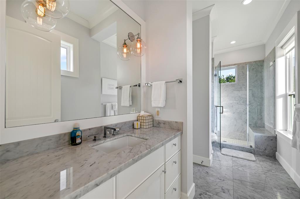 3307 Eckert Drive, Galveston, Texas image 19