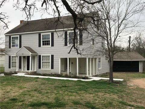 Photo of 701 Gilchrist Ave, College Station, TX 77840 (MLS # 57603827)