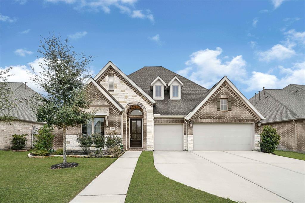 23548 Red Juniper Lane, New Caney, Texas image 1