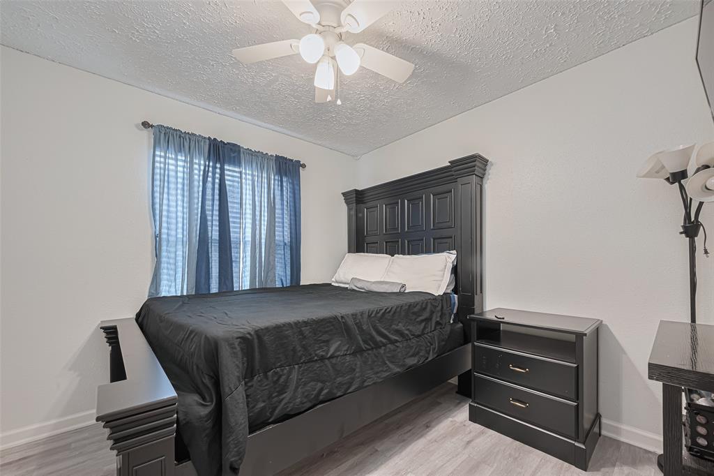 19944 Mountain Dale Drive, Cypress, Texas image 15