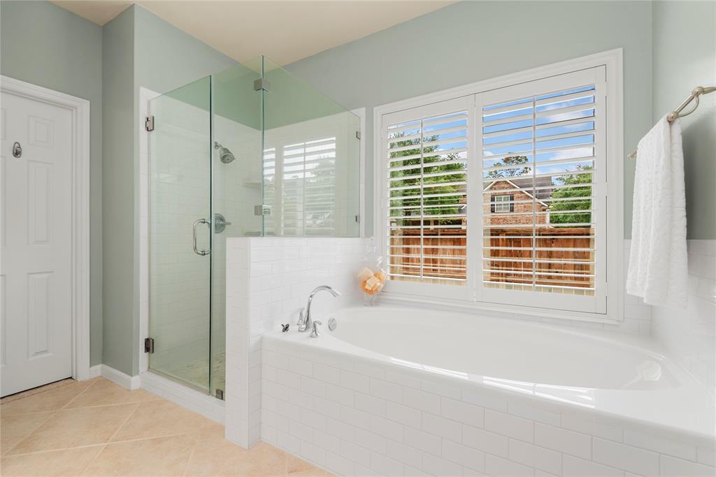 13903 Hurstfield Pointe Court, Cypress, Texas image 24