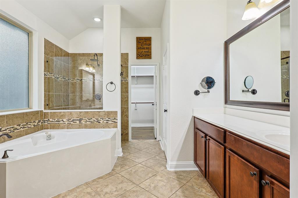 1928 Rushing Meadow Lane, Pearland, Texas image 27