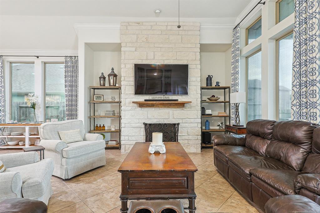 1928 Rushing Meadow Lane, Pearland, Texas image 22