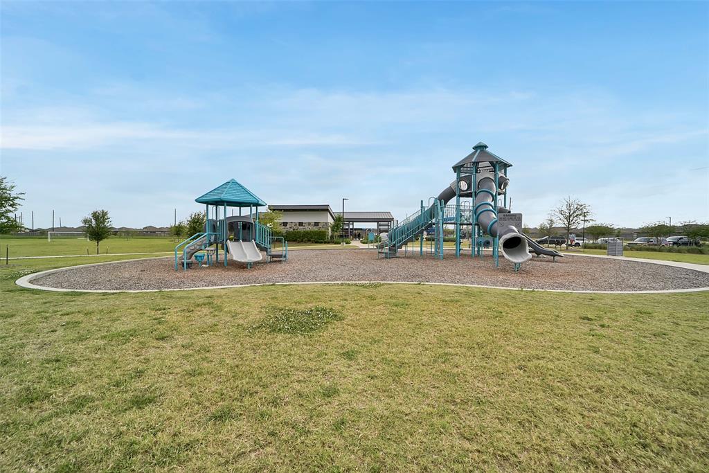 1023 Cattle Chute Court, Rosharon, Texas image 28
