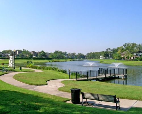 1330 Village Falls Drive, Missouri City, Texas image 11