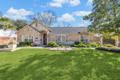 7815 Meadow Lake Lane Houston TX 77063