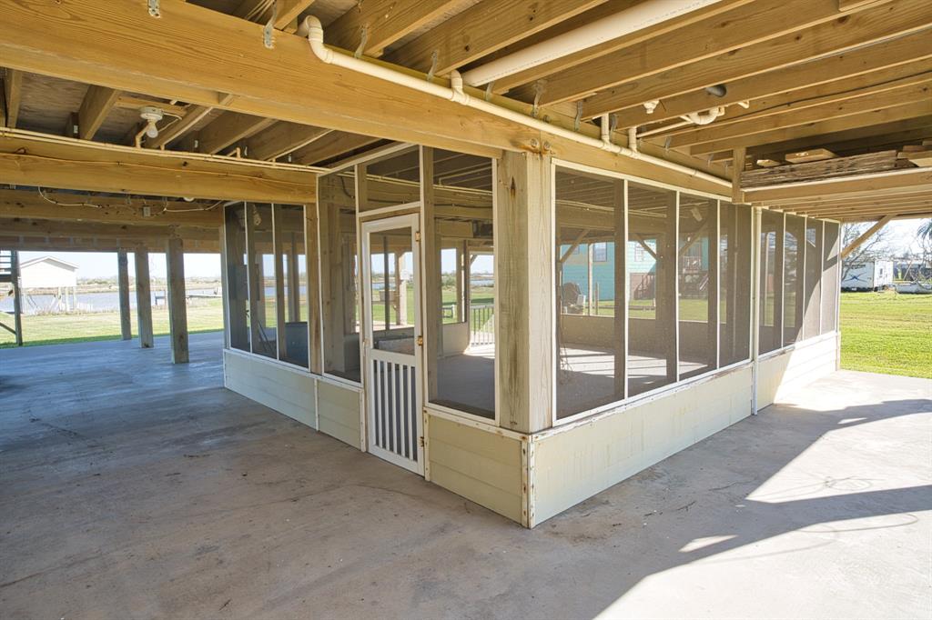 1709 County Road 441d, Brazoria, Texas image 9