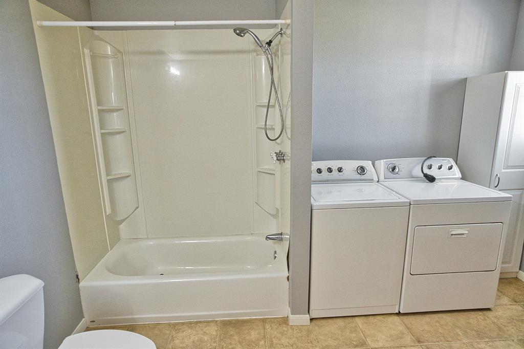 1709 County Road 441d, Brazoria, Texas image 38