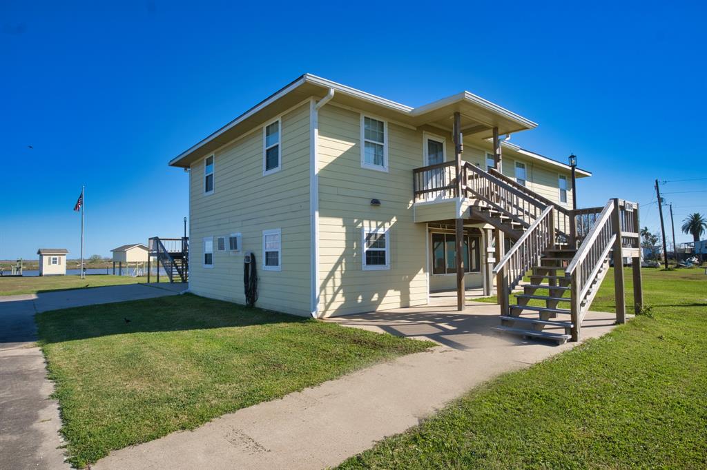 1709 County Road 441d, Brazoria, Texas image 2