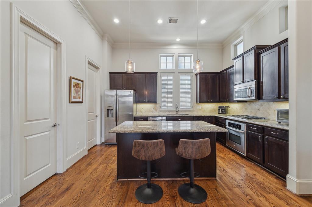 411 W 17th Street #B, Houston, Texas image 3