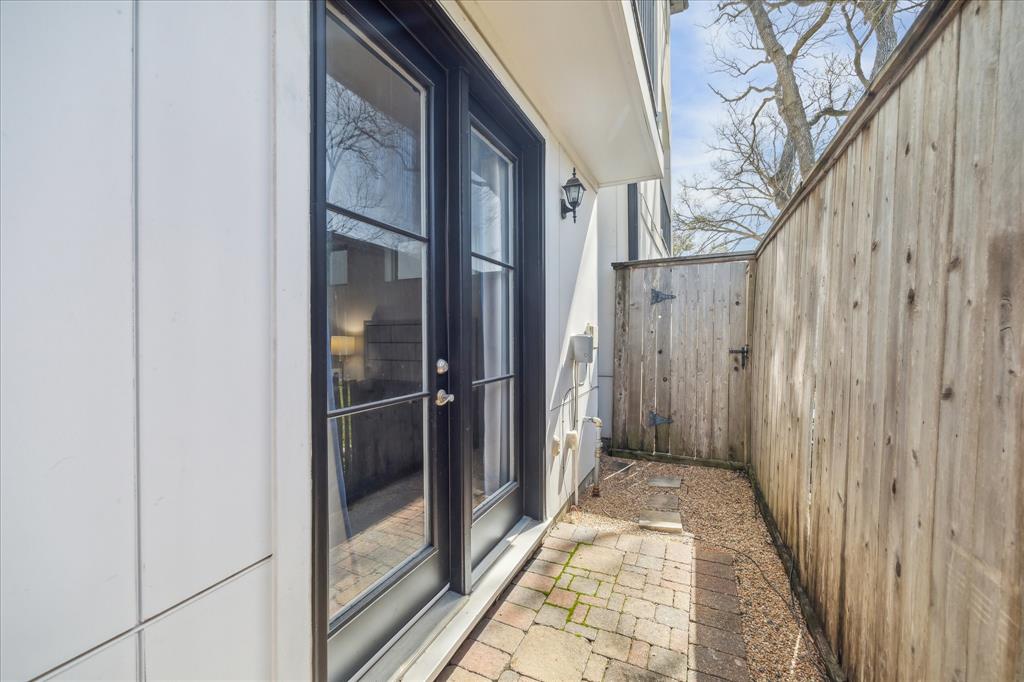 411 W 17th Street #B, Houston, Texas image 23