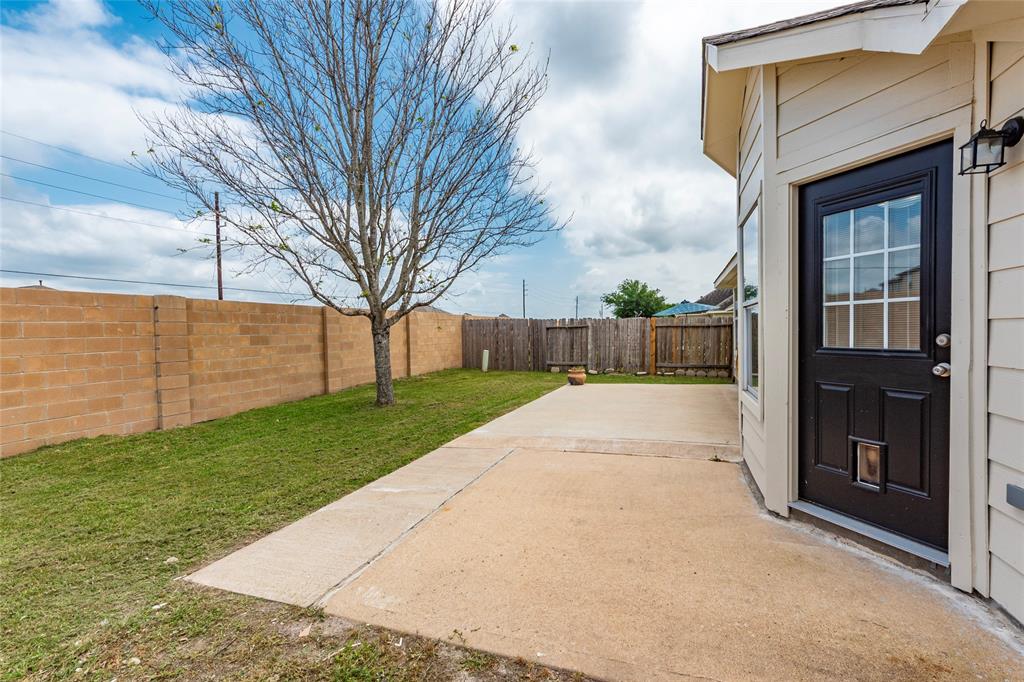 5903 Yaupon Ridge Drive, Richmond, Texas image 37