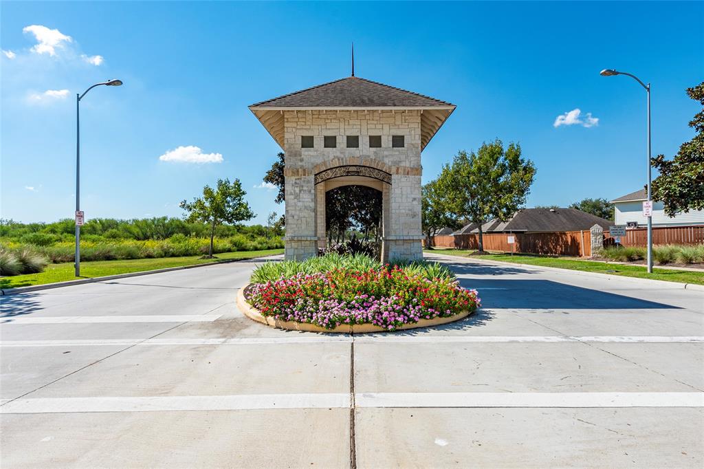 5903 Yaupon Ridge Drive, Richmond, Texas image 42