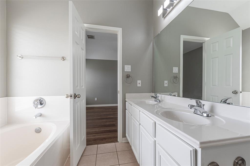 5903 Yaupon Ridge Drive, Richmond, Texas image 26