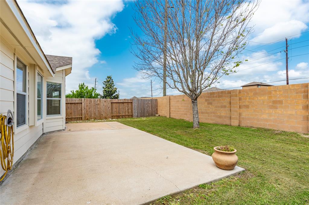 5903 Yaupon Ridge Drive, Richmond, Texas image 38