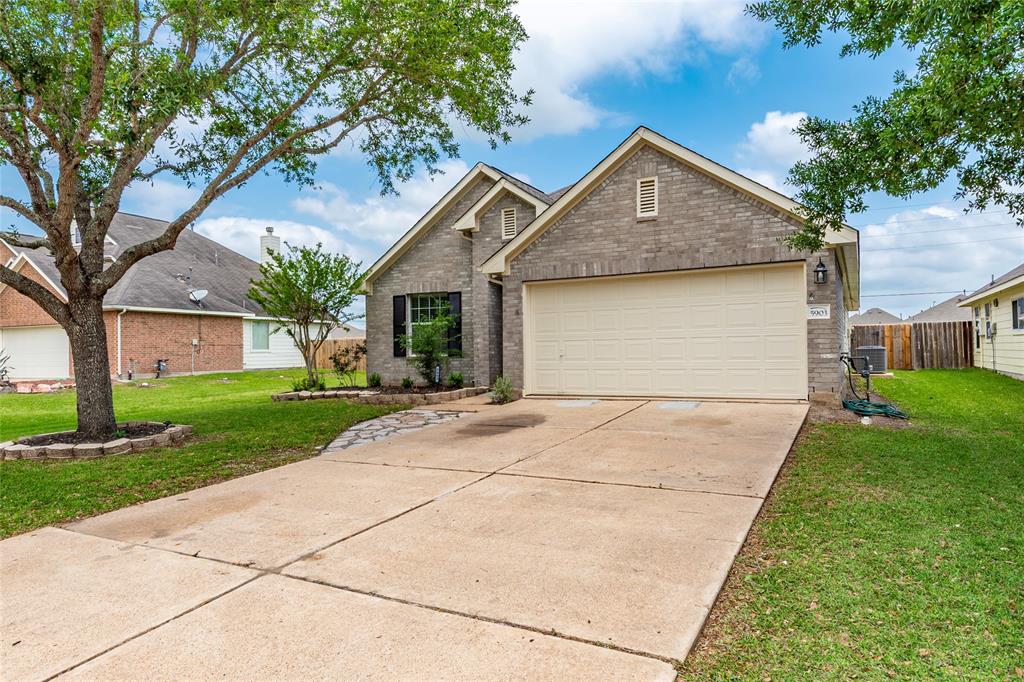 5903 Yaupon Ridge Drive, Richmond, Texas image 5