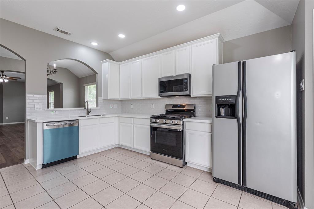 5903 Yaupon Ridge Drive, Richmond, Texas image 19