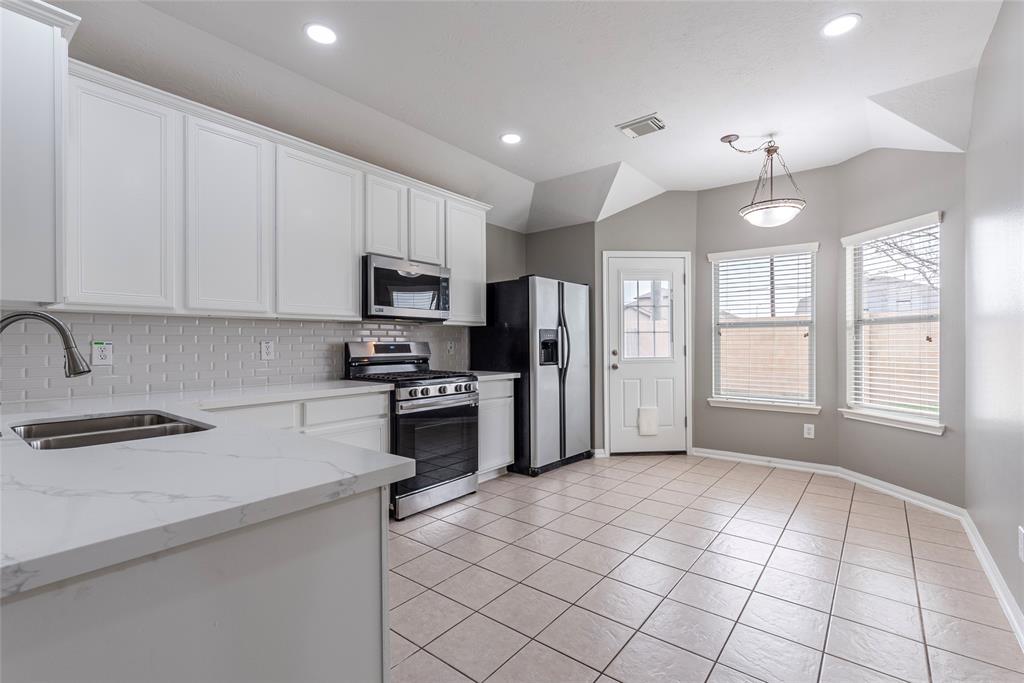 5903 Yaupon Ridge Drive, Richmond, Texas image 18