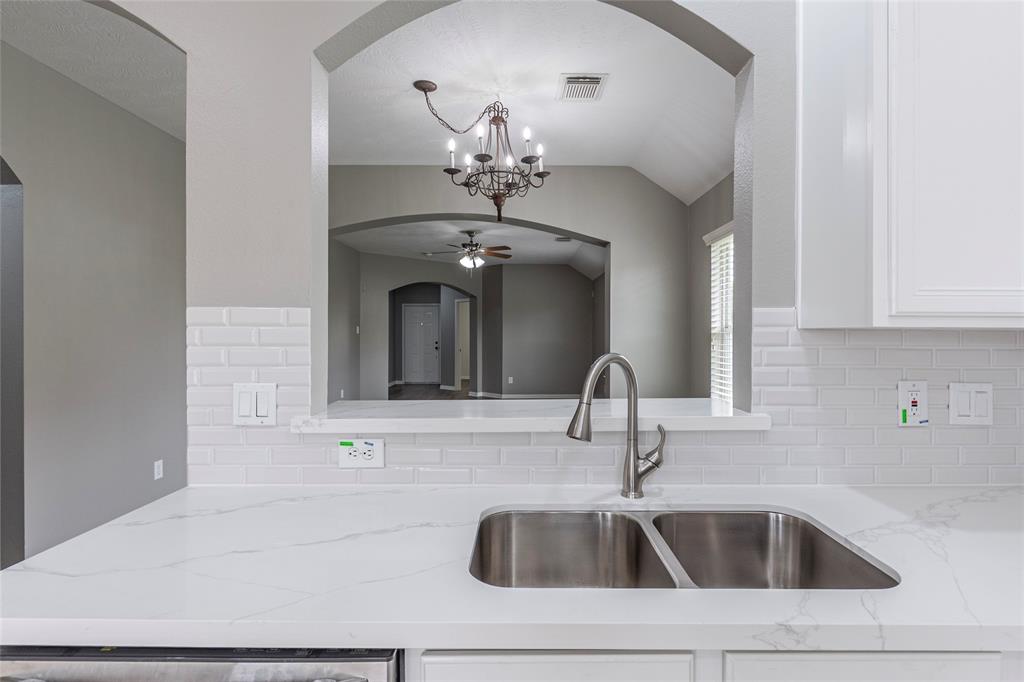 5903 Yaupon Ridge Drive, Richmond, Texas image 21