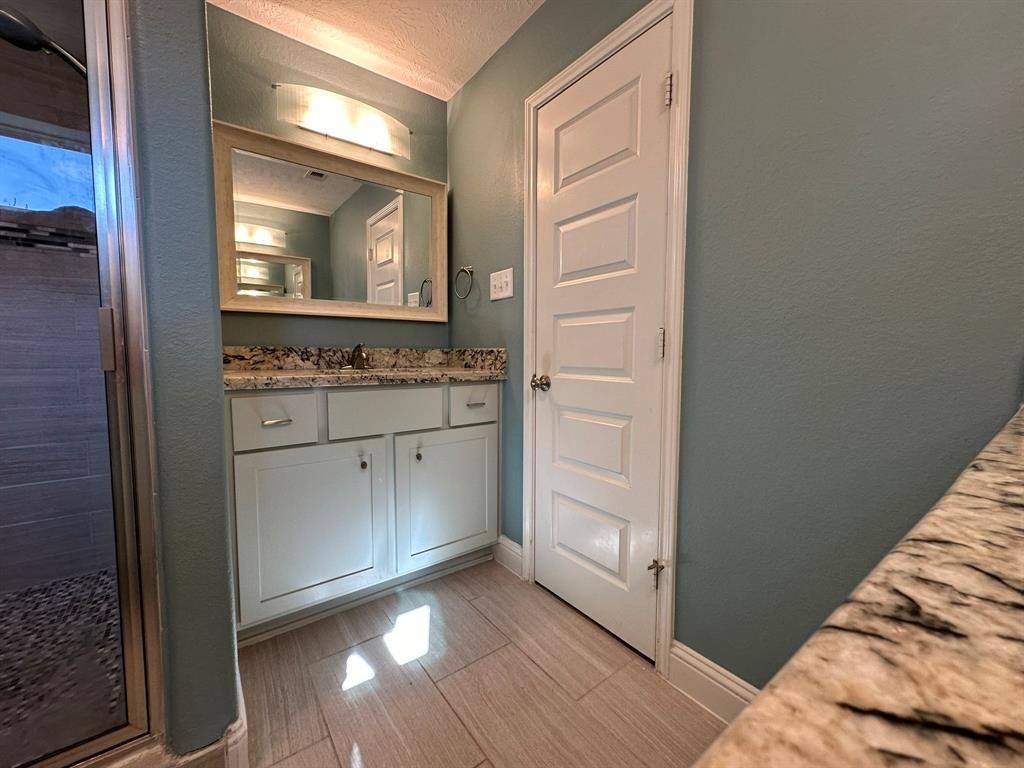 2117 Everett Street, Houston, Texas image 17