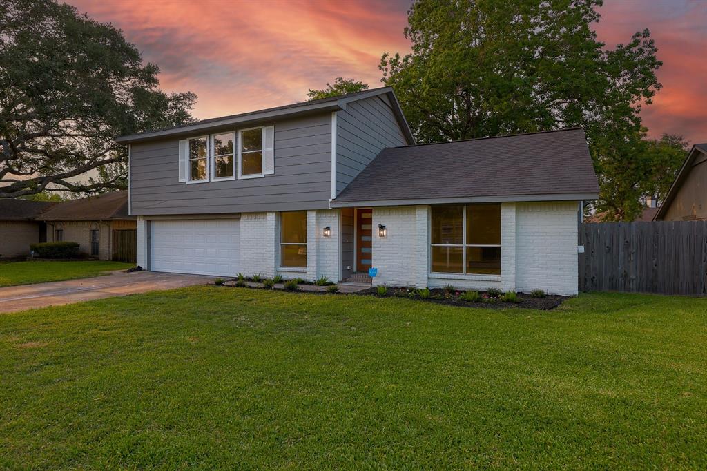 2806 Fir Crest Court, Stafford, Texas image 1