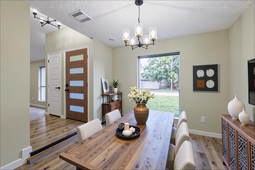 2806 Fir Crest Court, Stafford, Texas image 5