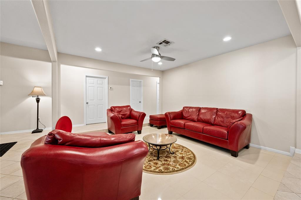 2331 Carleen Road, Houston, Texas image 7