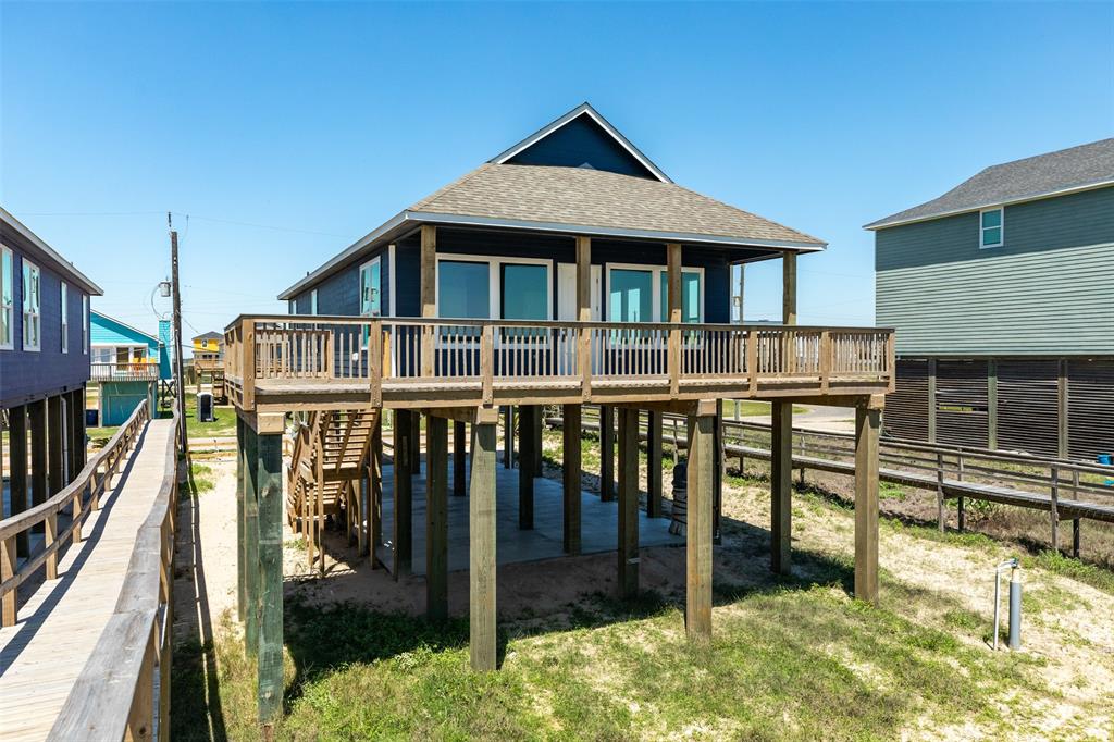 4835 Bluewater Drive, Surfside Beach, Texas image 7