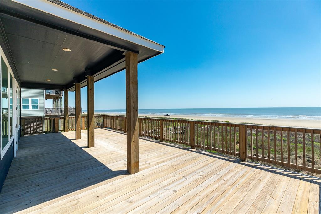 4835 Bluewater Drive, Surfside Beach, Texas image 12