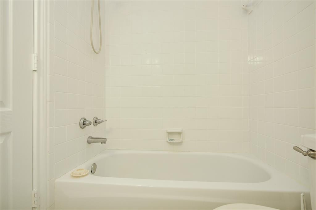 16 Treverstone Court, Sugar Land, Texas image 33