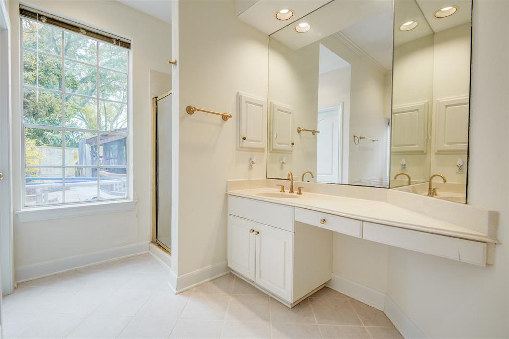 16 Treverstone Court, Sugar Land, Texas image 21