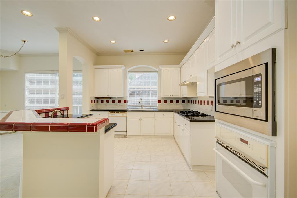 16 Treverstone Court, Sugar Land, Texas image 10