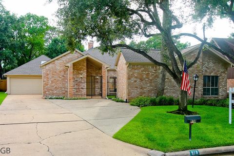 918 Longview Drive Sugar Land TX 77478