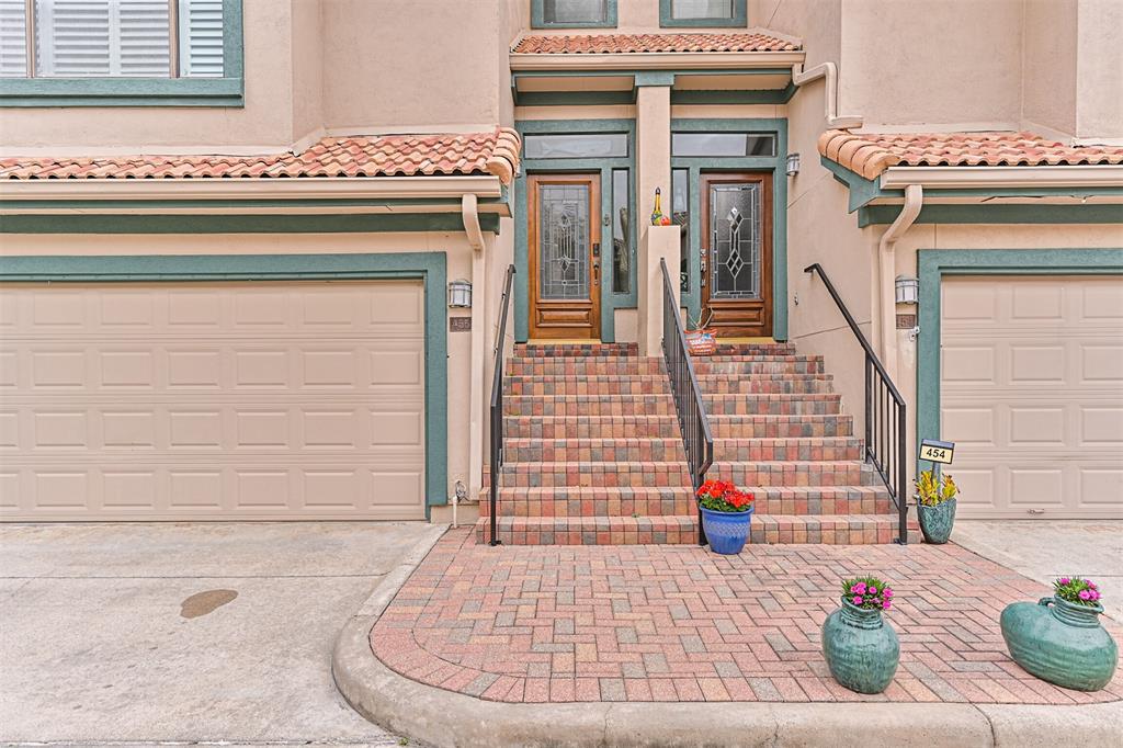 455 Mariners Drive, Kemah, Texas image 3