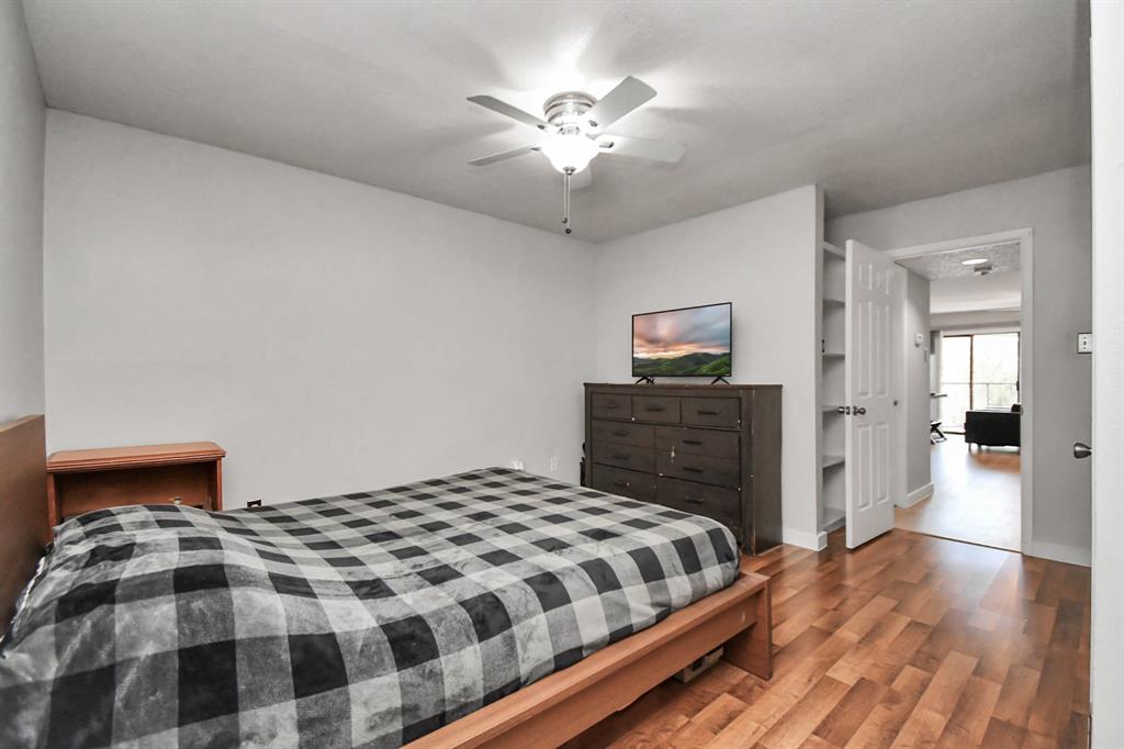 1140 Fm-2094 #104A, Clear Lake Shores, Texas image 32
