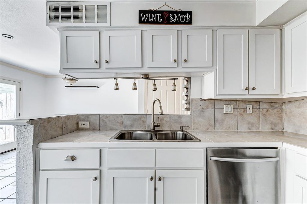 2508 Bering Drive, Houston, Texas image 15