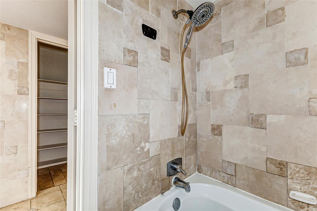 2508 Bering Drive, Houston, Texas image 26