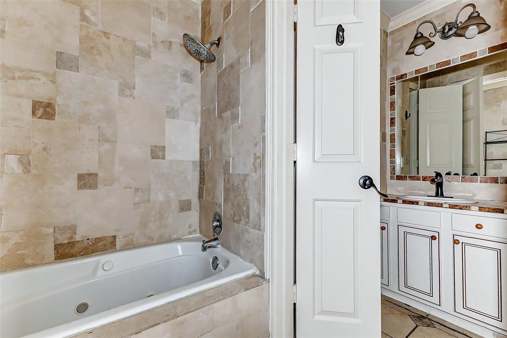 2508 Bering Drive, Houston, Texas image 30