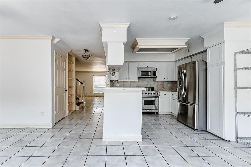 2508 Bering Drive, Houston, Texas image 4
